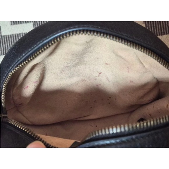 Gucci Black Chevron Leather Crossbody Bag - Picture 6 of 8